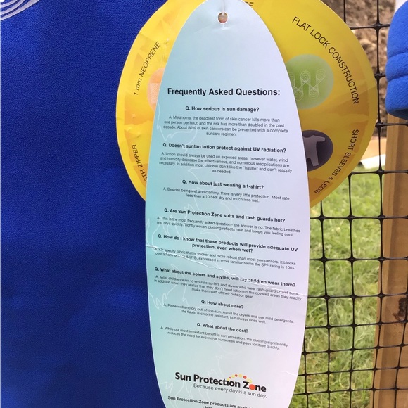 Thermalskinz wetsuit. Childrens sz 8 & 10 available - Picture 3 of 6